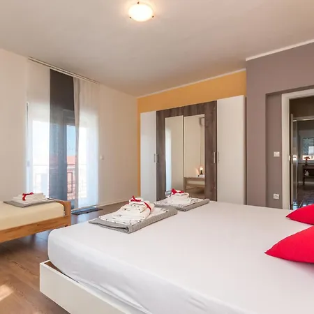 Holiday home Awesome In With Wifi Zadar